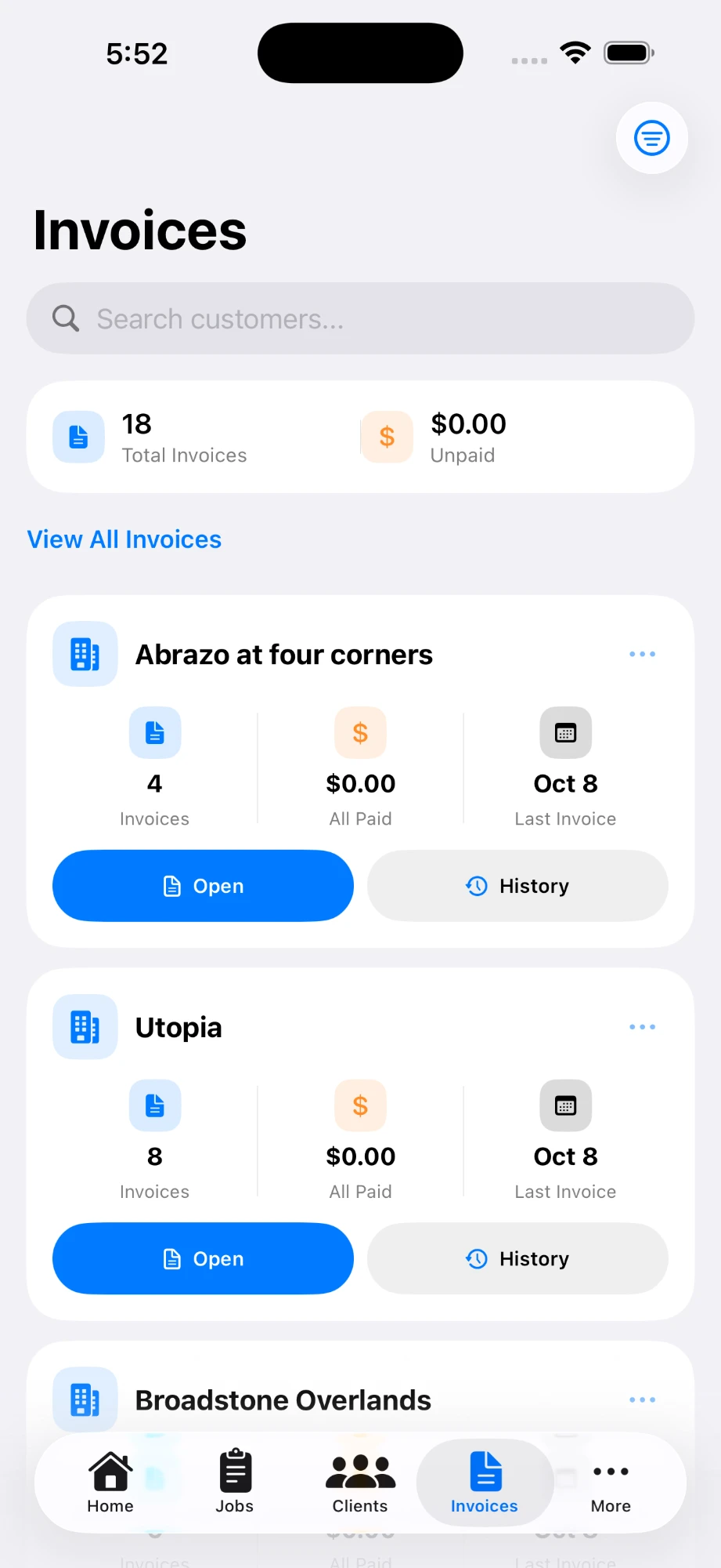 ECPro Invoices screen: invoice totals and each property's invoices, paid status and last invoice date